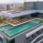 Beach Class Meireles Condominium